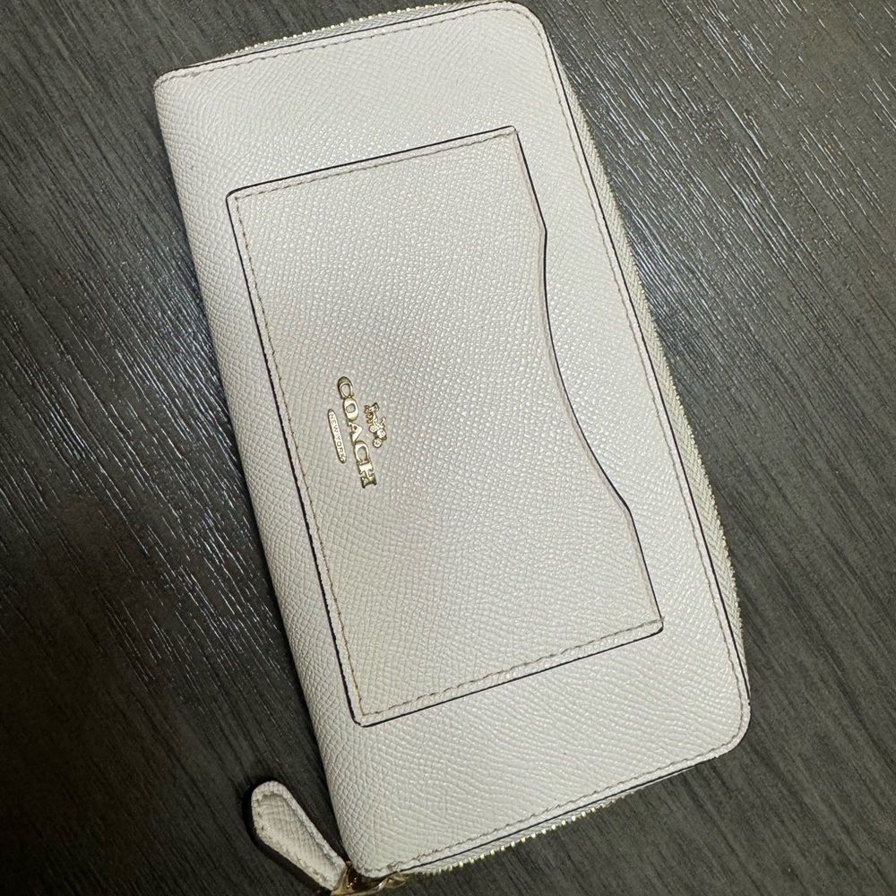 Cream coach wallet
